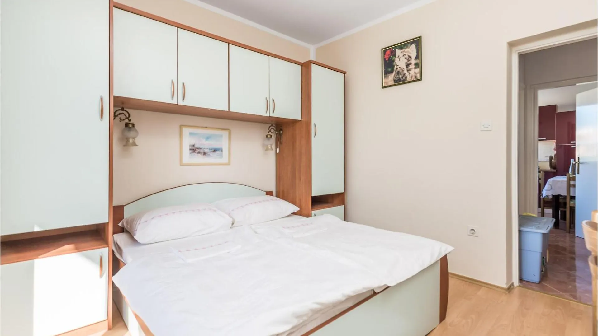 Pet Friendly Apartment Supetarska Draga