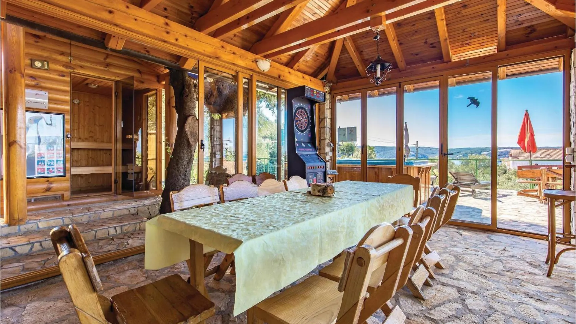 Pet Friendly Apartment Supetarska Draga 0*,  Croatia